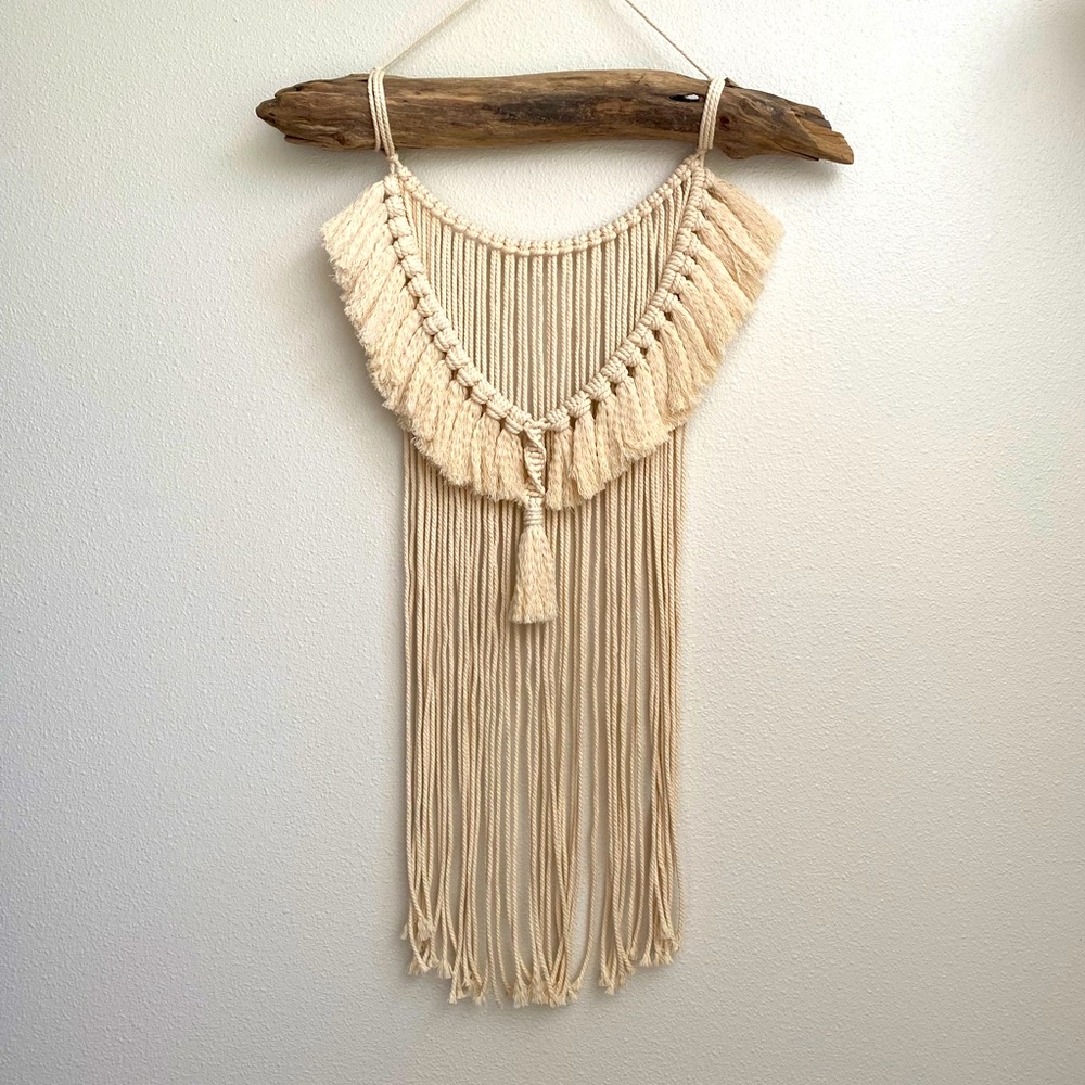 Macrame wall hanging